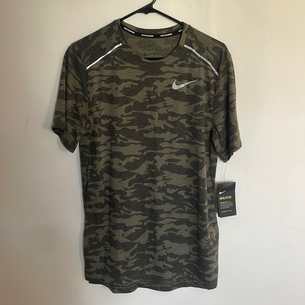 Nike Rise 365 Camo Short Sleeve Dri Fit Running Shirt